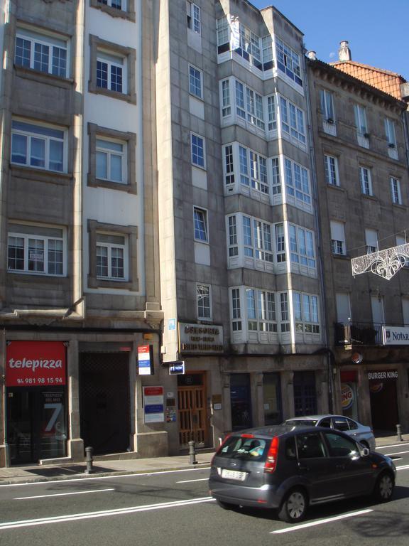 Hostal Pension "Centro" サンティアゴ・デ・コンポステーラ エクステリア 写真