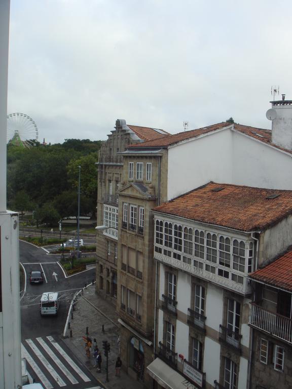 Hostal Pension "Centro" サンティアゴ・デ・コンポステーラ エクステリア 写真